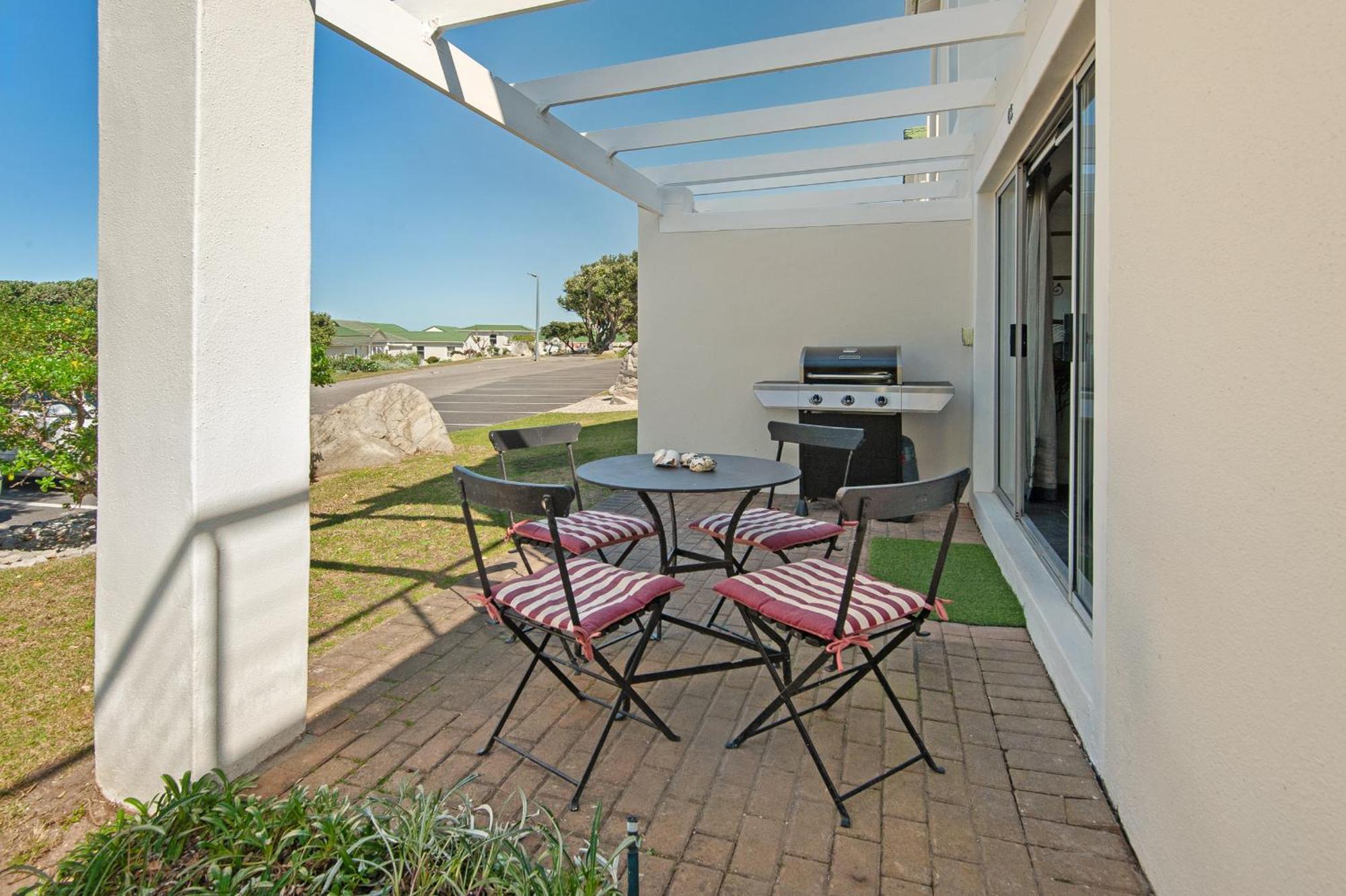 63 Whalerock Estate Apartment Hermanus Exterior photo